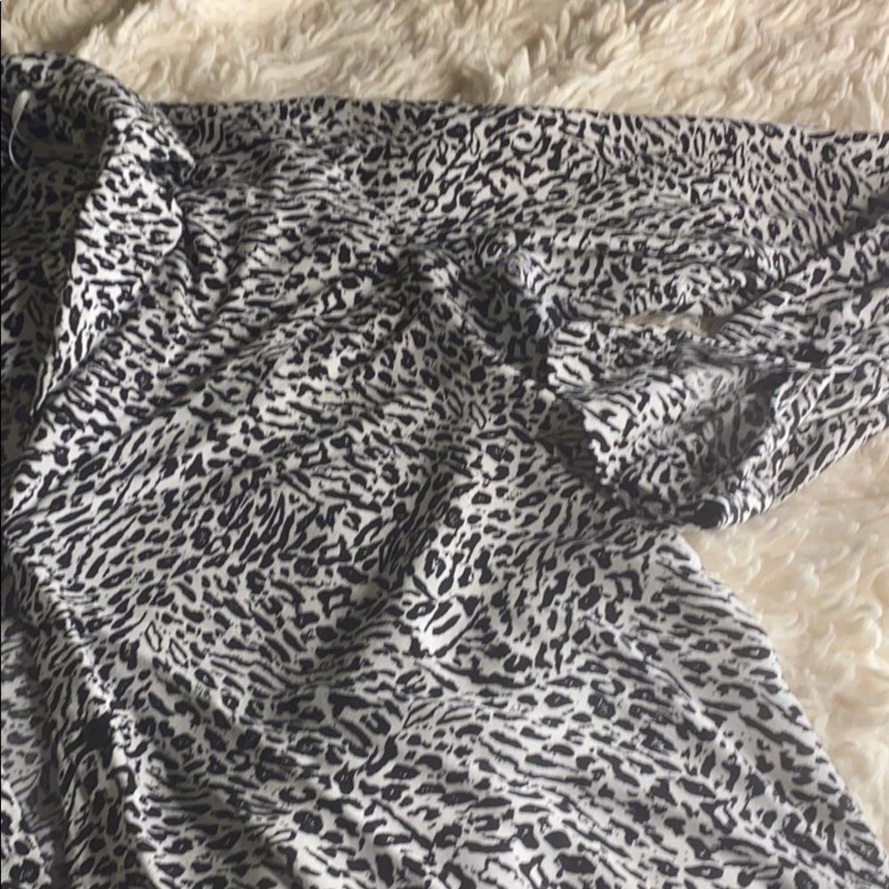 Zara button down - Picture 2 of 3